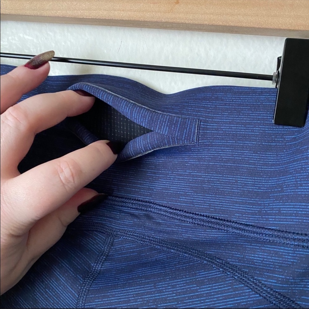 Outdoor Voices | Two Tone Leggings - Picture 5 of 6
